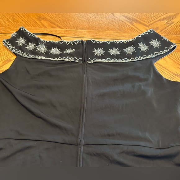 Tadashi Too Black Dress Off The Shoulders With Beadery Knee Length Size 2X - Picture 10 of 12